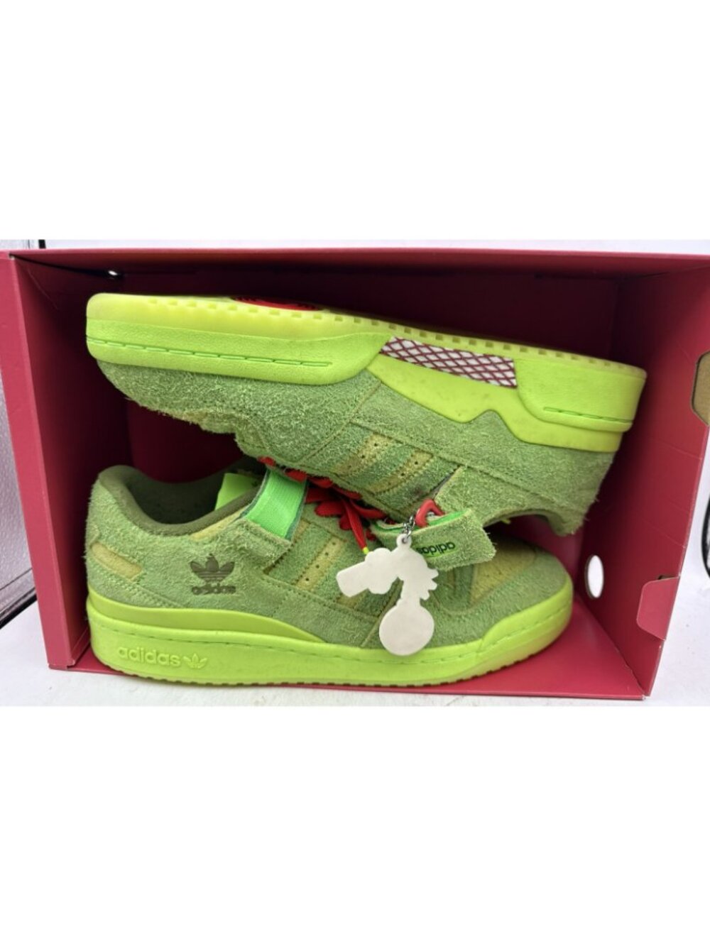 Adidas Forum Low the Grinch OPT1 Size 8 Men Size 9 Women’s - Picture 3 of 16